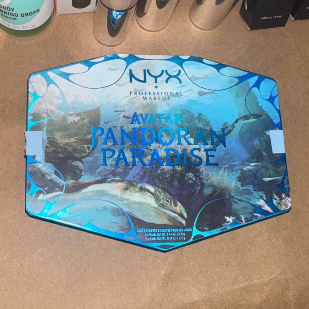 NYX Avatar Pandoran Paradise Palette in Blue